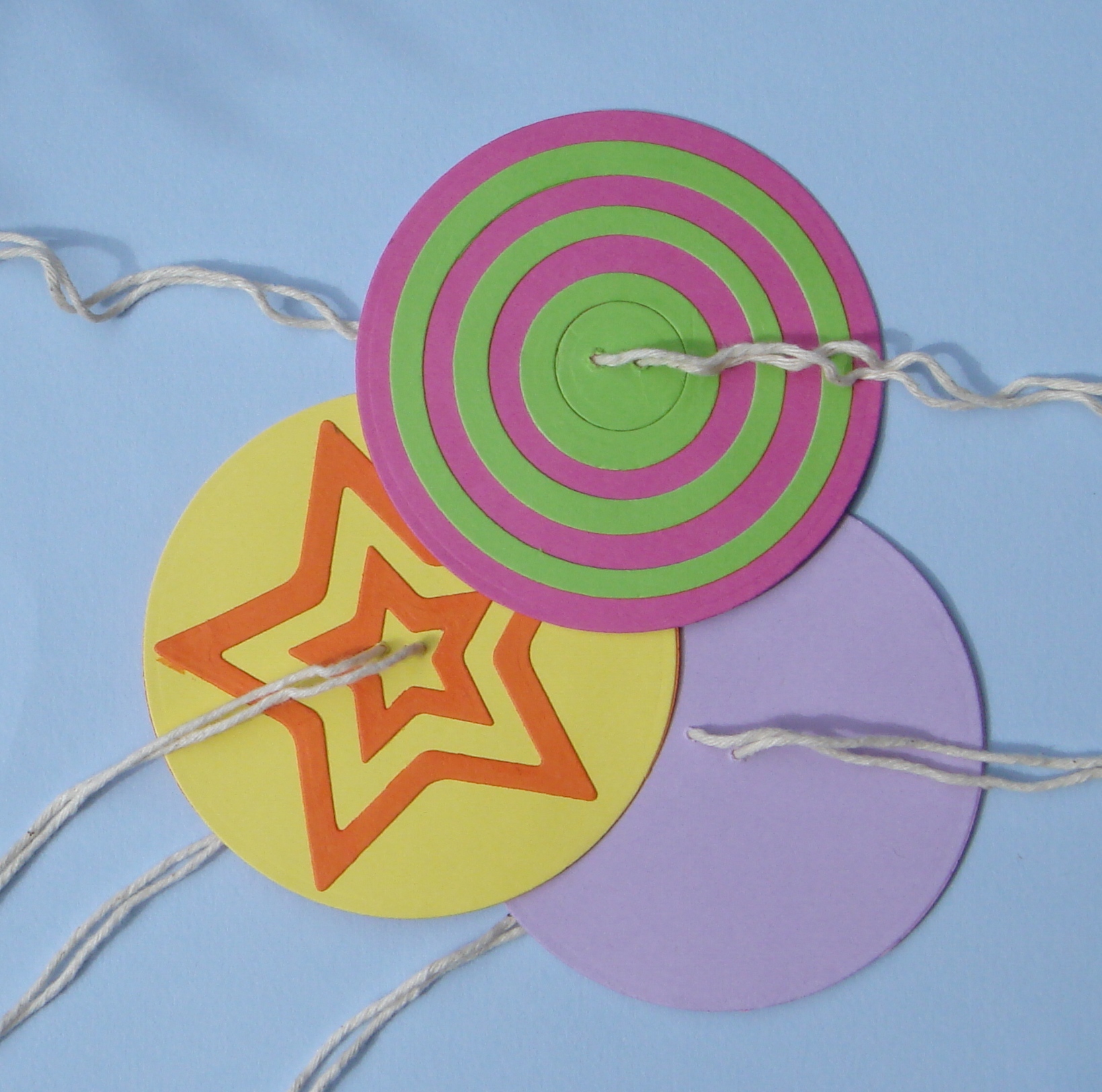 DIY Paper Spinners, Craft for Kids, Crafts